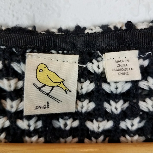 🍍Sold🍍Anthro Little Yellow Bird Moto Swtr Sz S - Picture 5 of 8